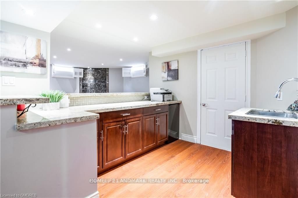 2384 Parkglen Avenue, Oakville, ON, L6M 4Y5 - 5