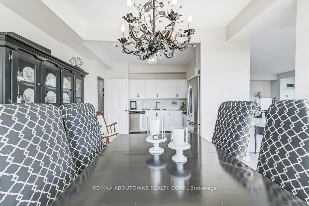 519-2511 Lakeshore Road W, Oakville, ON, L6L 6L9 - 13
