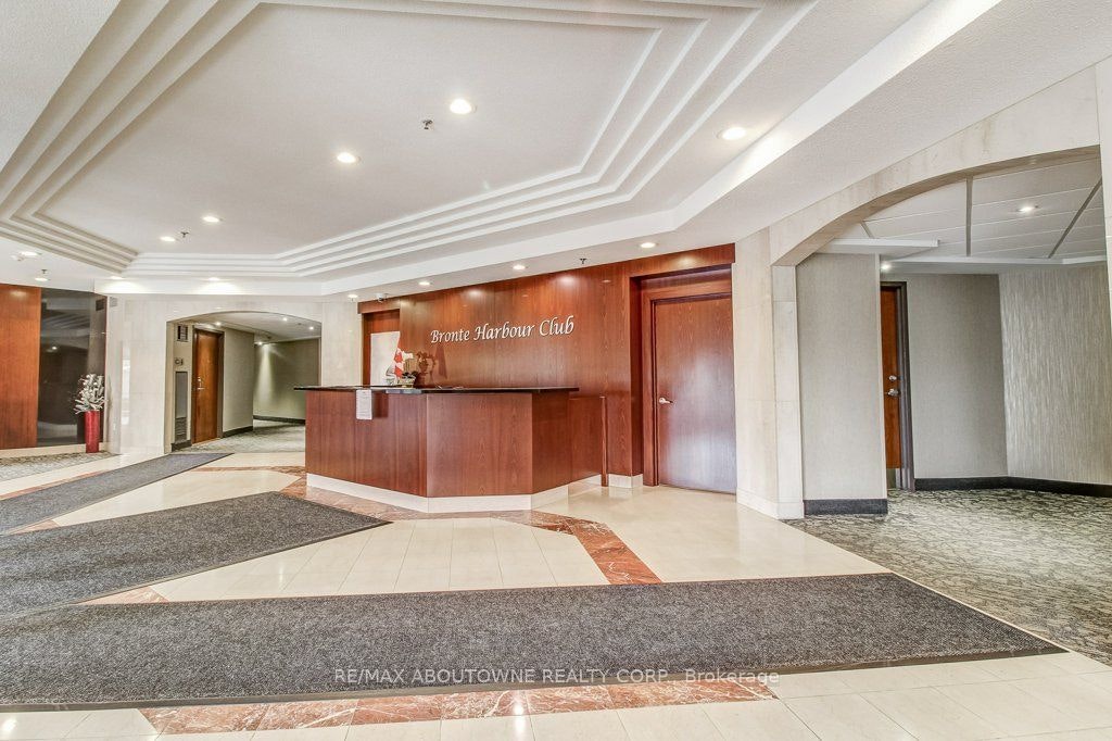 519-2511 Lakeshore Road W, Oakville, ON, L6L 6L9 - 32