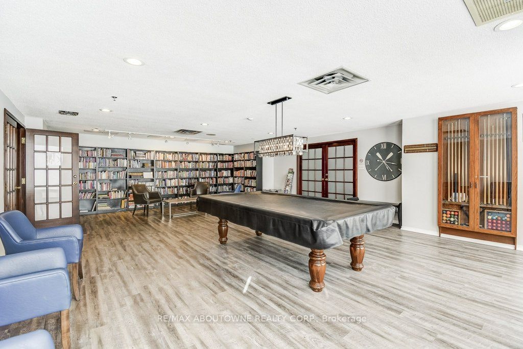 519-2511 Lakeshore Road W, Oakville, ON, L6L 6L9 - 23