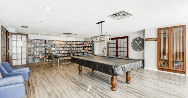 519-2511 Lakeshore Road W, Oakville, ON, L6L 6L9 - 23