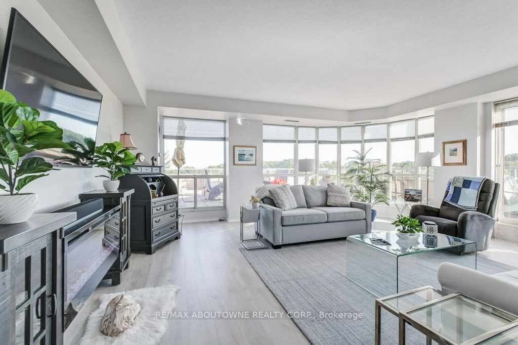 519-2511 Lakeshore Road W, Oakville, ON, L6L 6L9 - 5