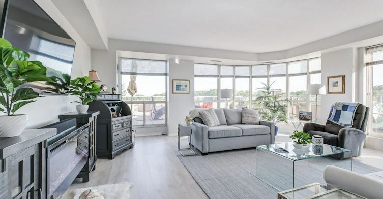519-2511 Lakeshore Road W, Oakville, ON, L6L 6L9 - 5