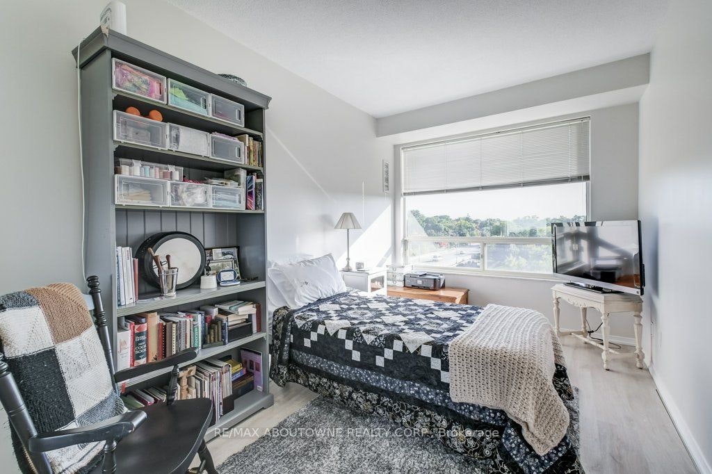 519-2511 Lakeshore Road W, Oakville, ON, L6L 6L9 - 19