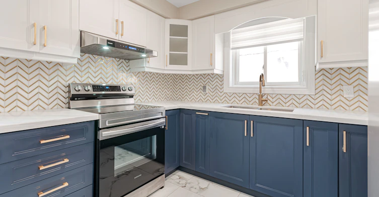 Main-128 Twenty Second Street, Toronto, ON, M8V 3M4 - 12