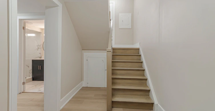 Basement-128 Twenty Second Street, Toronto, ON, M8V 3M4 - 3