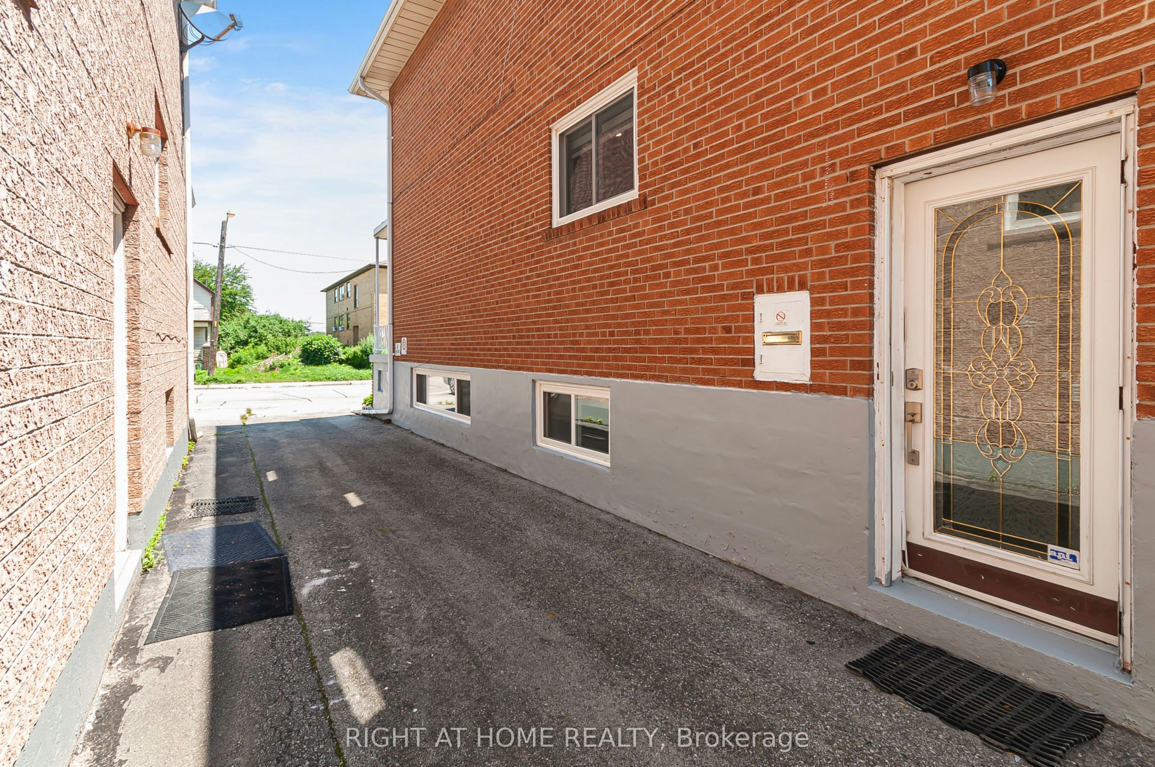 Basement-128 Twenty Second Street, Toronto, ON, M8V 3M4 - 2