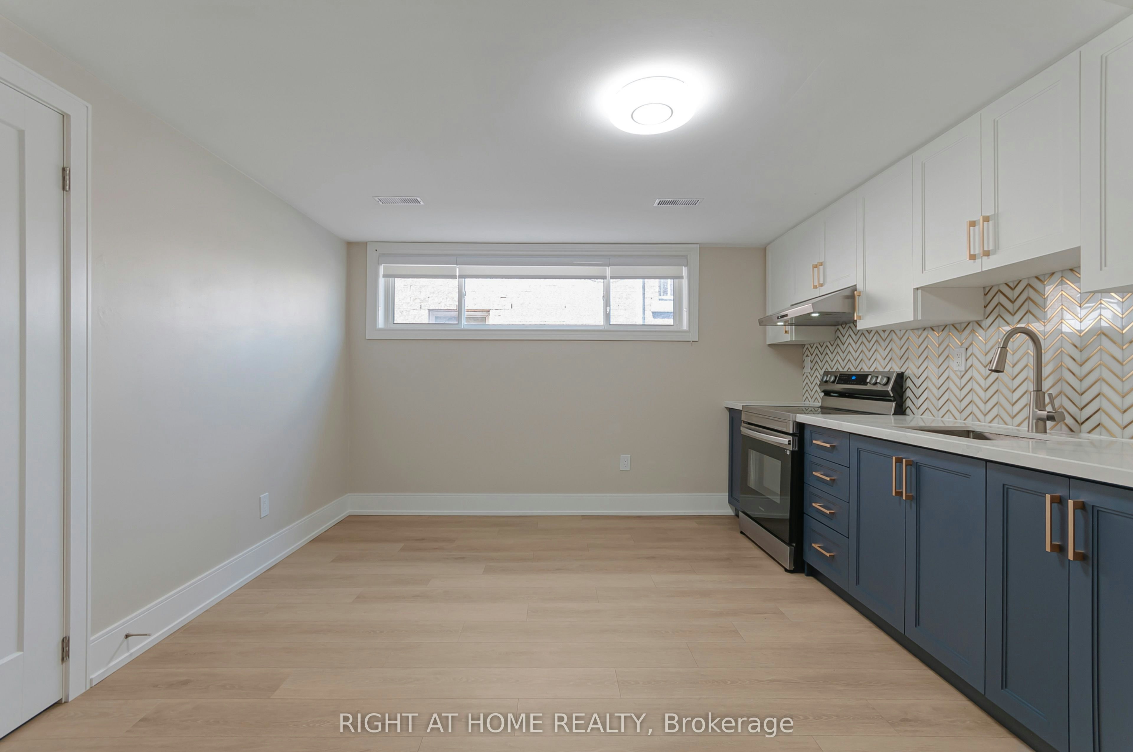 Basement-128 Twenty Second Street, Toronto, ON, M8V 3M4 - 6