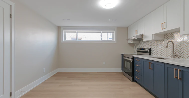 Basement-128 Twenty Second Street, Toronto, ON, M8V 3M4 - 6