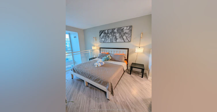711-220 Burnhamthorpe Road W, Mississauga, ON, L5B 4N4 - 13