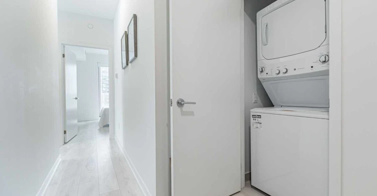 2510-4065 Confederation Parkway, Mississauga, ON, L5B 4N1 - 21