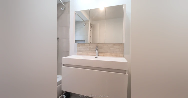 1-1 Maynard Avenue, Toronto, ON, M6K 2Z7 - 21