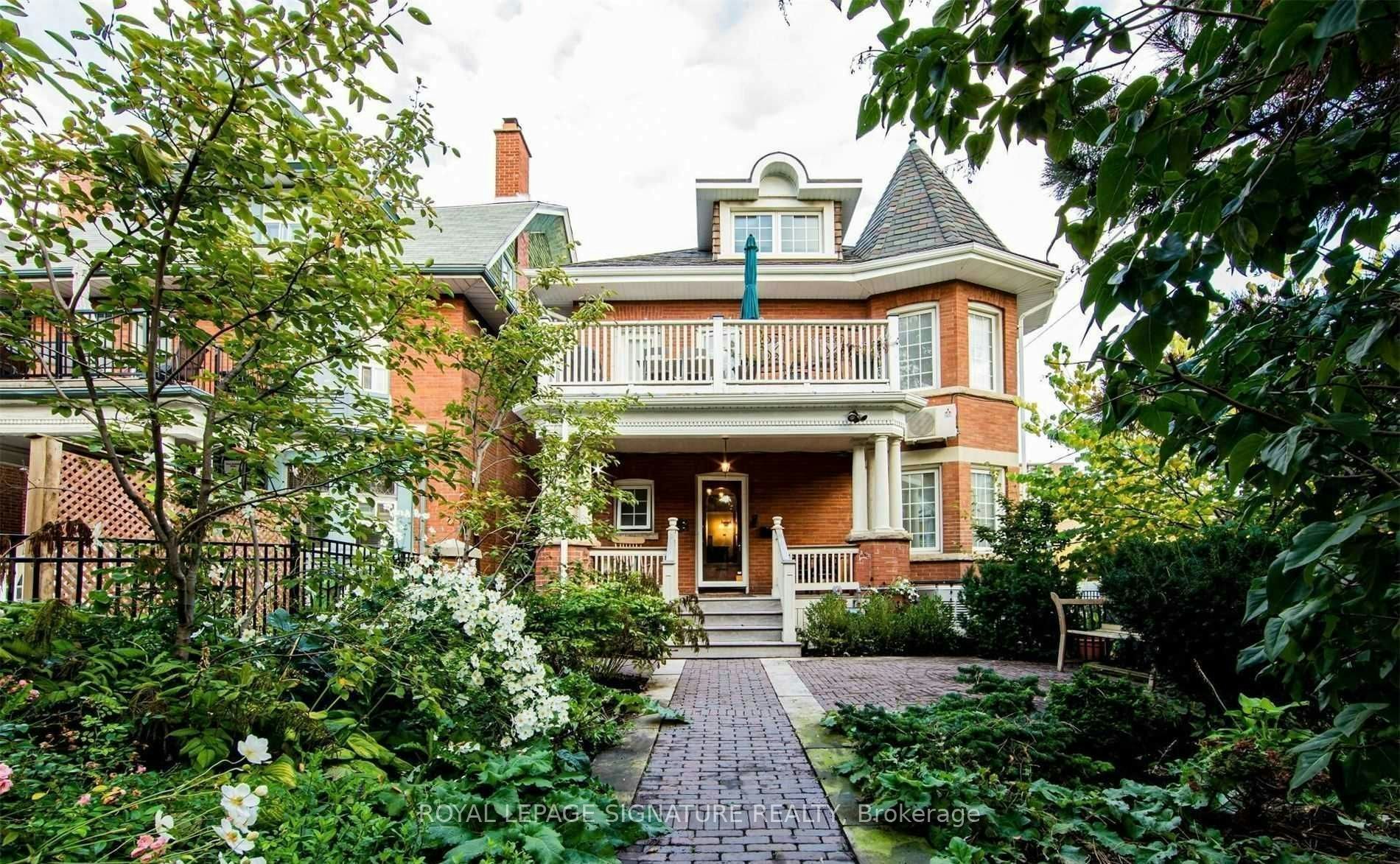 1-1 Maynard Avenue, Toronto, ON, M6K 2Z7