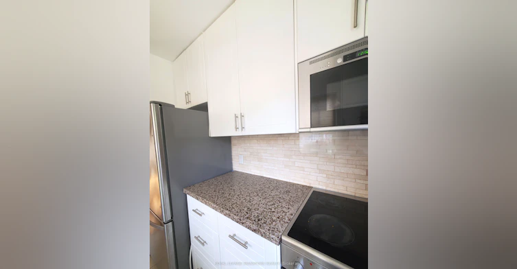 1-1 Maynard Avenue, Toronto, ON, M6K 2Z7 - 19