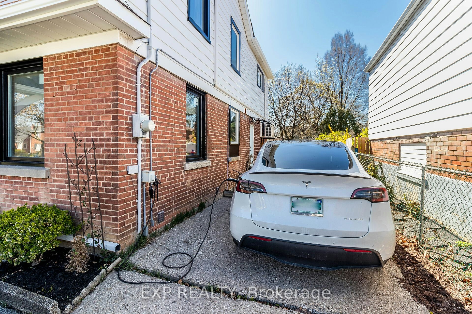 205 Church Street, Toronto, ON, M9N 1N9 - 28