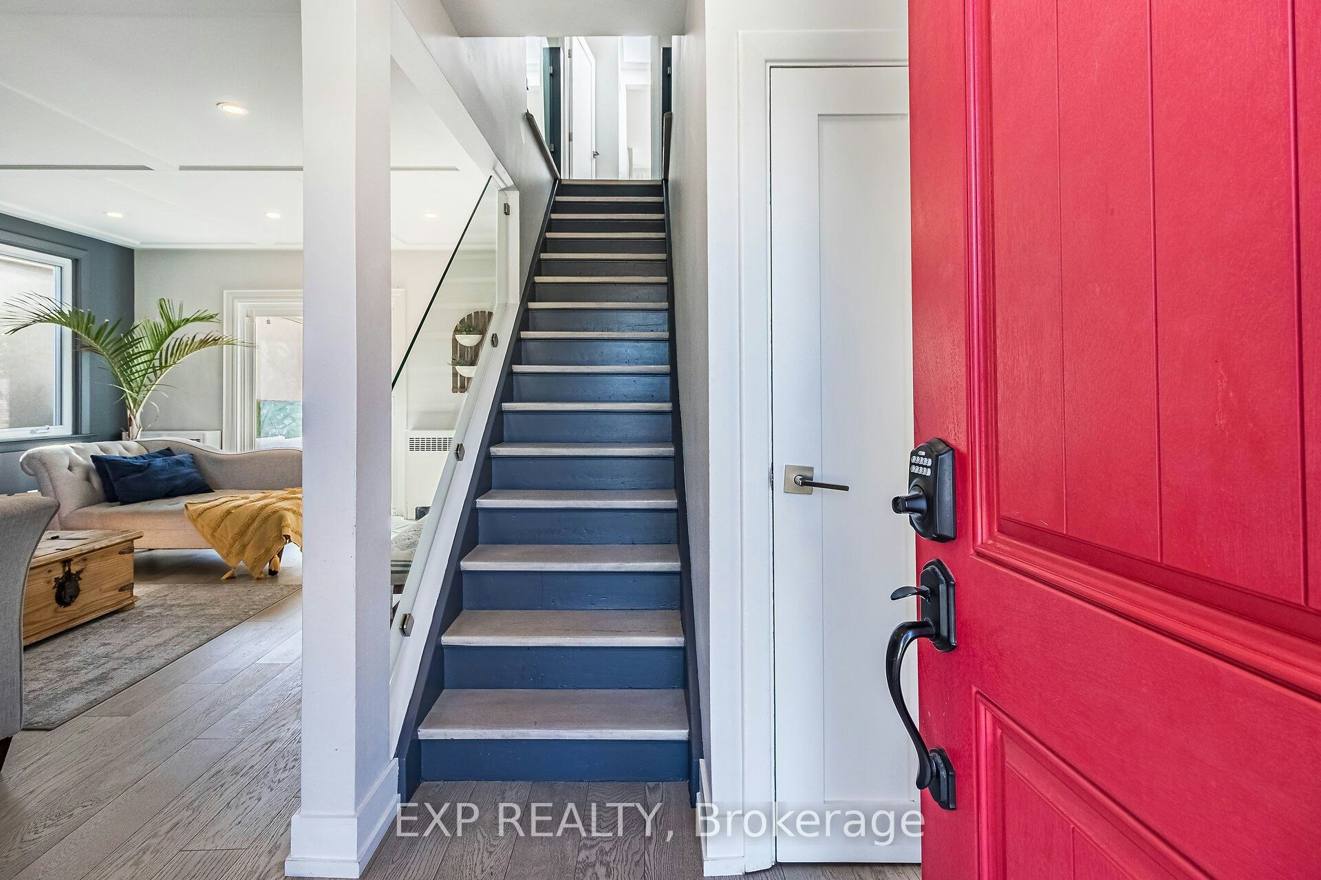 205 Church Street, Toronto, ON, M9N 1N9 - 2