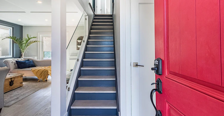 205 Church Street, Toronto, ON, M9N 1N9 - 2