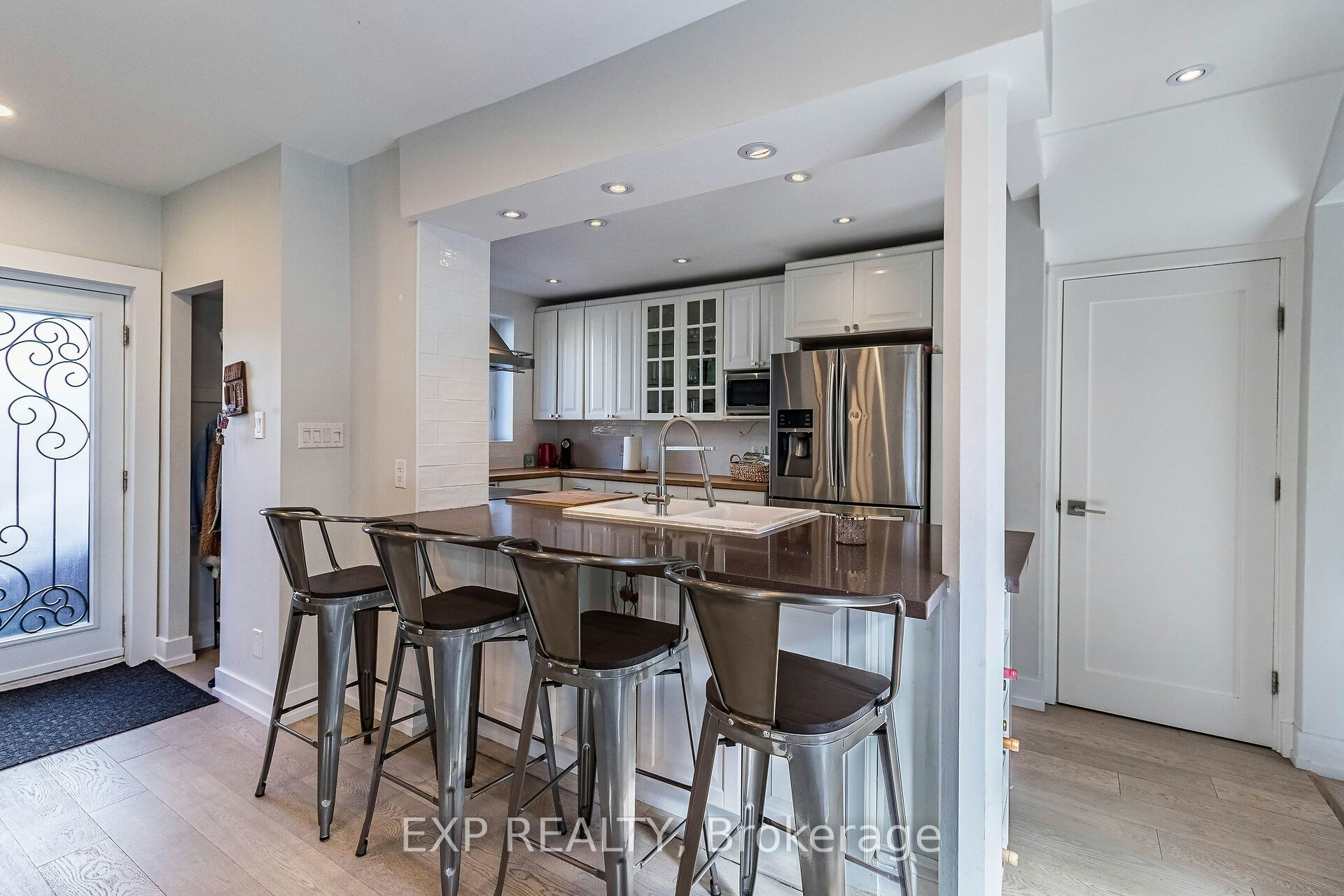 205 Church Street, Toronto, ON, M9N 1N9 - 16