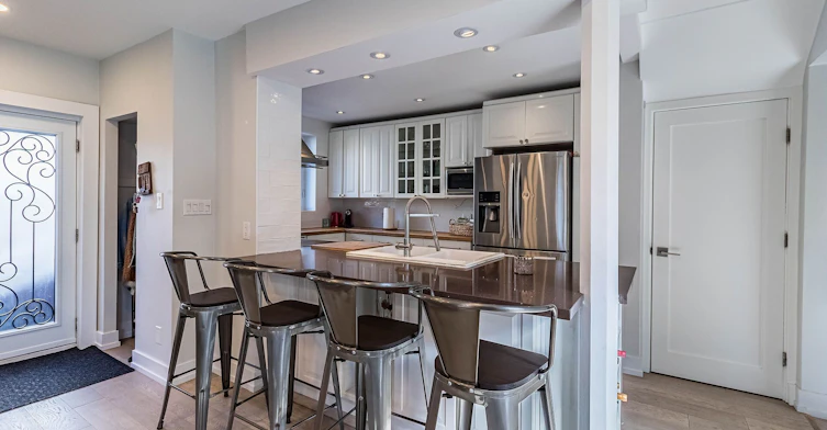 205 Church Street, Toronto, ON, M9N 1N9 - 16