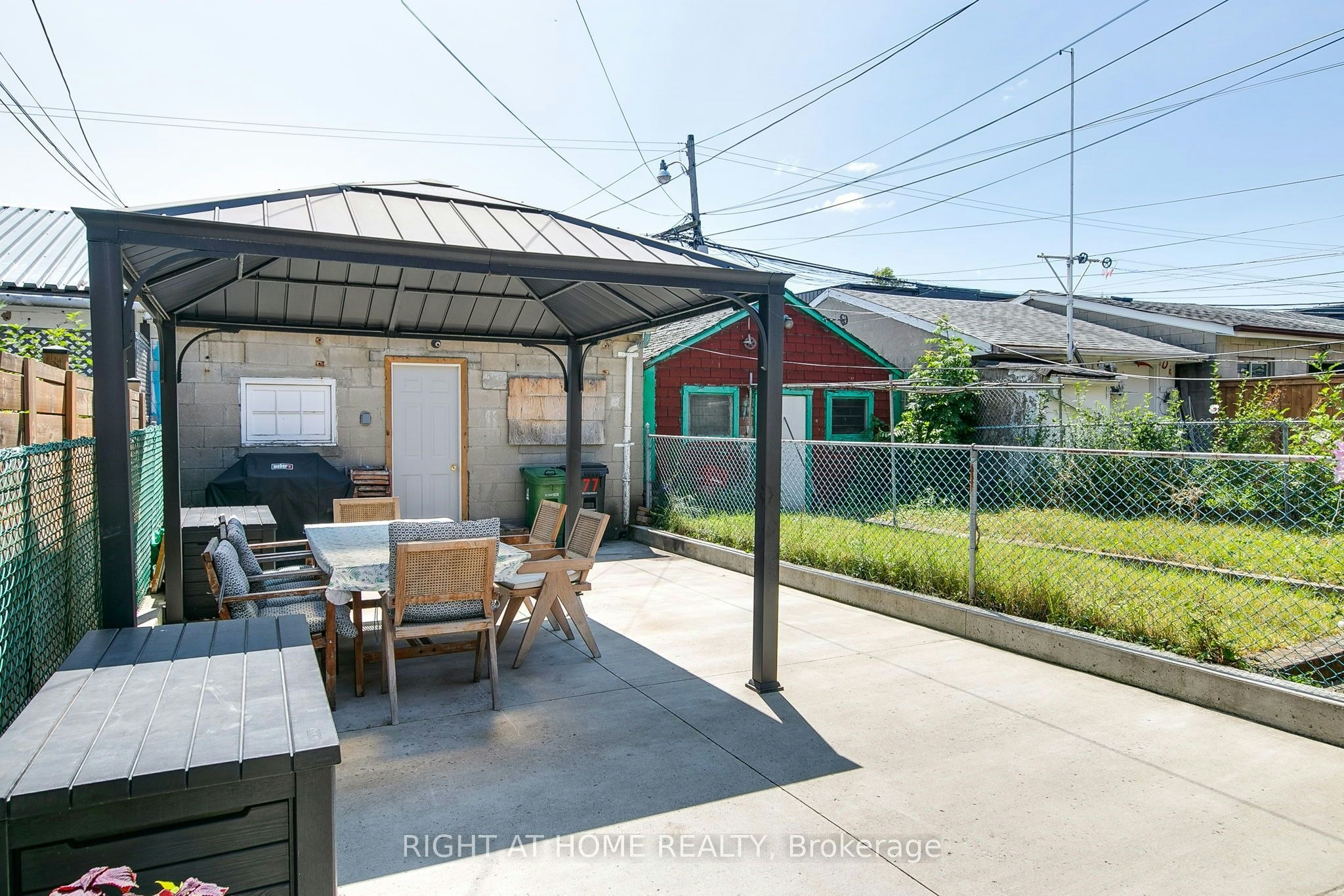 (Main & Upper)-77 Lappin Avenue, Toronto, ON, M6H 1Y3 - 36