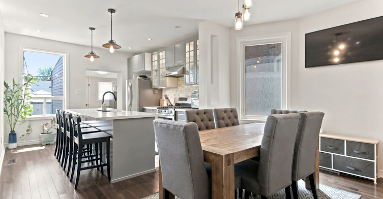 (Main & Upper)-77 Lappin Avenue, Toronto, ON, M6H 1Y3 - 6