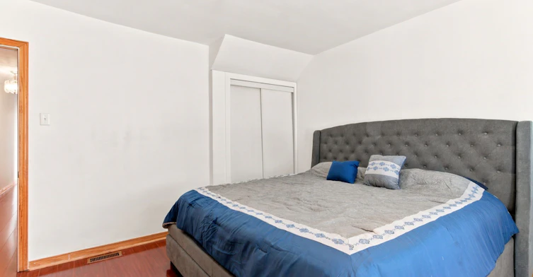 (Main & Upper)-77 Lappin Avenue, Toronto, ON, M6H 1Y3 - 21
