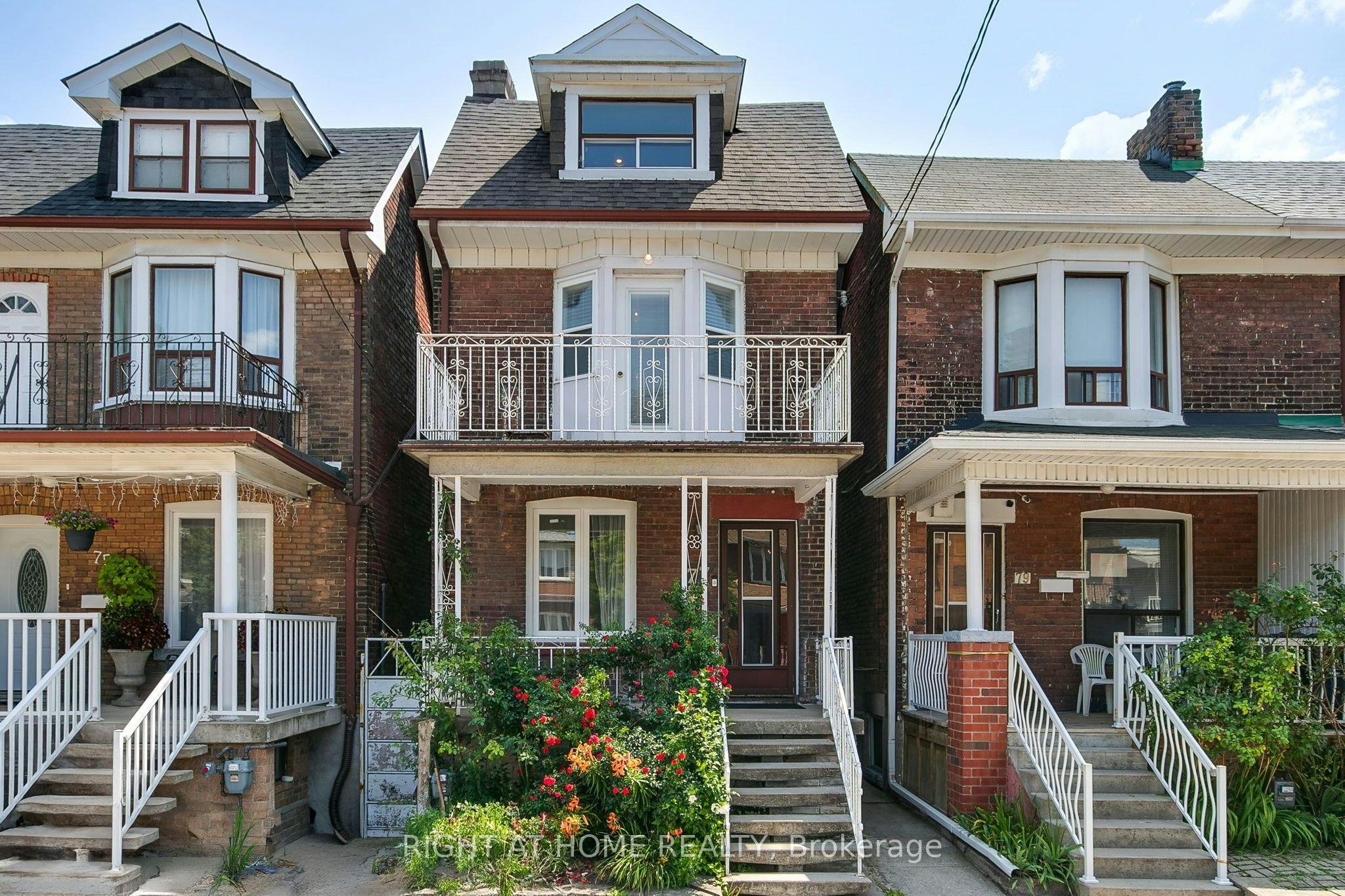 (Main & Upper)-77 Lappin Avenue, Toronto, ON, M6H 1Y3