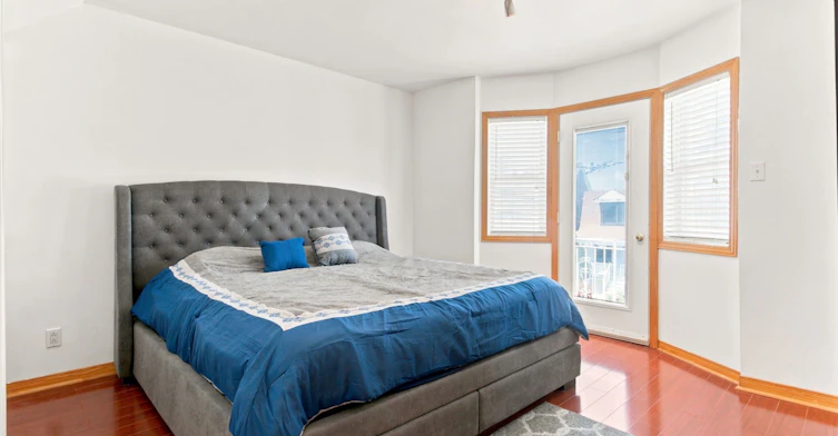 (Main & Upper)-77 Lappin Avenue, Toronto, ON, M6H 1Y3 - 19
