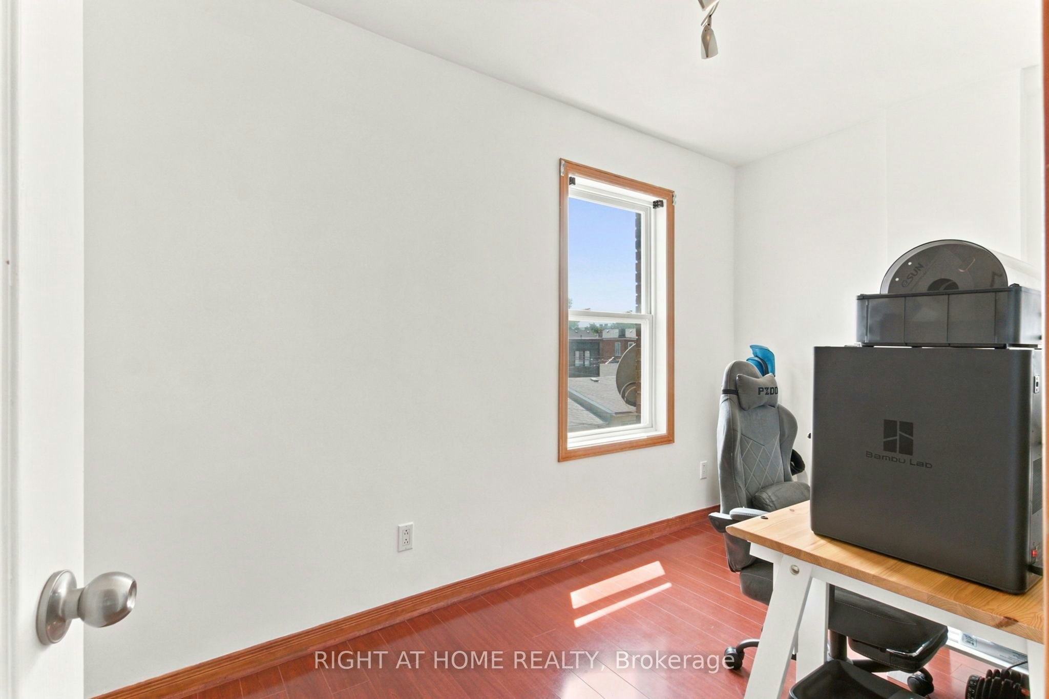(Main & Upper)-77 Lappin Avenue, Toronto, ON, M6H 1Y3 - 23