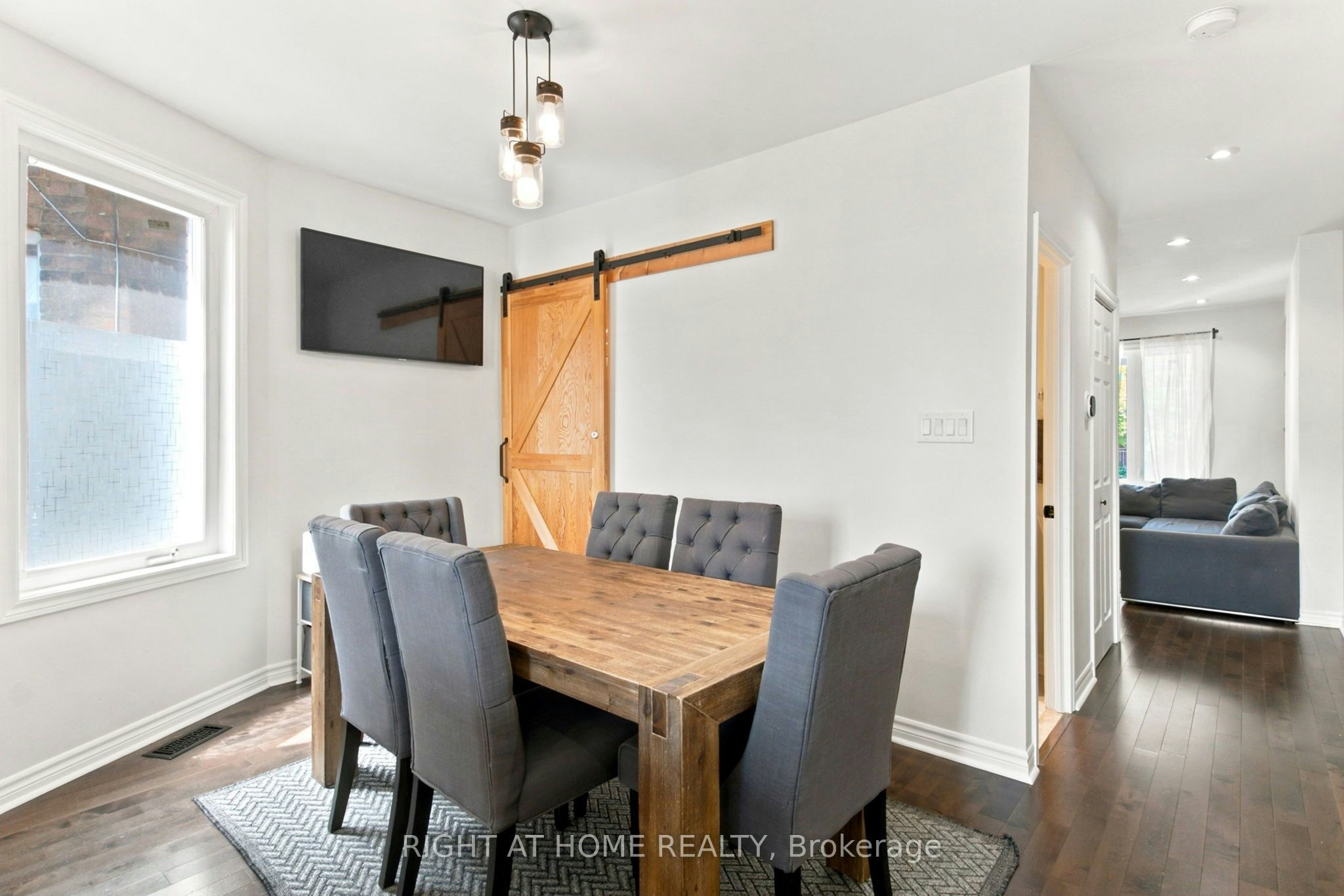 (Main & Upper)-77 Lappin Avenue, Toronto, ON, M6H 1Y3 - 7