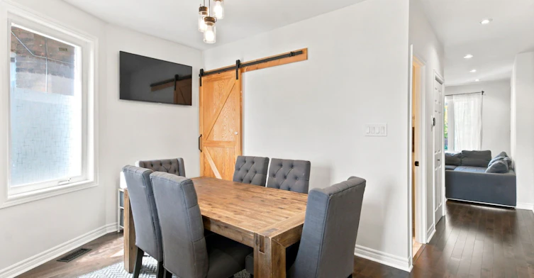 (Main & Upper)-77 Lappin Avenue, Toronto, ON, M6H 1Y3 - 7