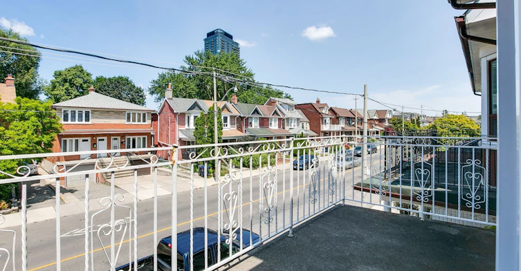 (Main & Upper)-77 Lappin Avenue, Toronto, ON, M6H 1Y3 - 32
