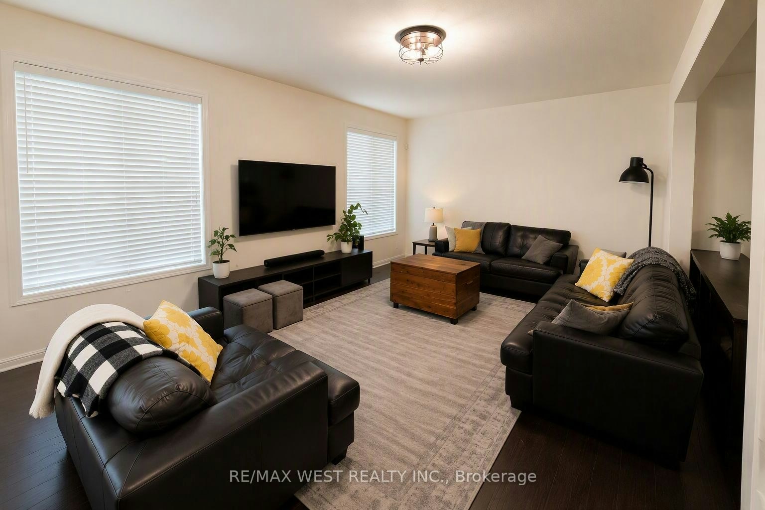 296 Ruhl Drive, Milton, ON, L9T 8C9 - 3