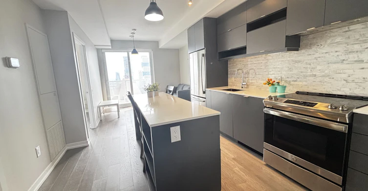 3707-4065 Confederation Parkway, Mississauga, ON, L5B 0L4 - 5