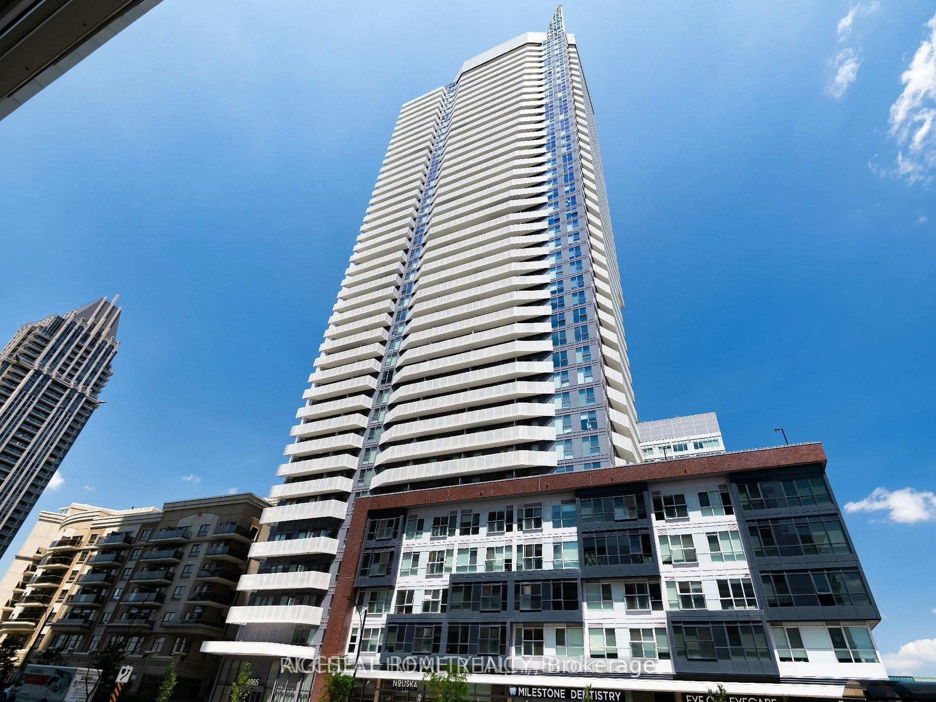 3707-4065 Confederation Parkway, Mississauga, ON, L5B 0L4