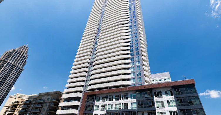 3707-4065 Confederation Parkway, Mississauga, ON, L5B 0L4