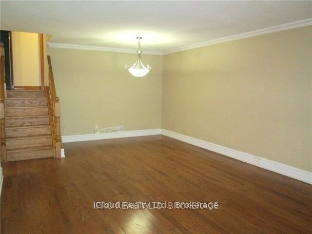 11 Judith Crescent, Brampton, ON, L6S 3J3 - 3