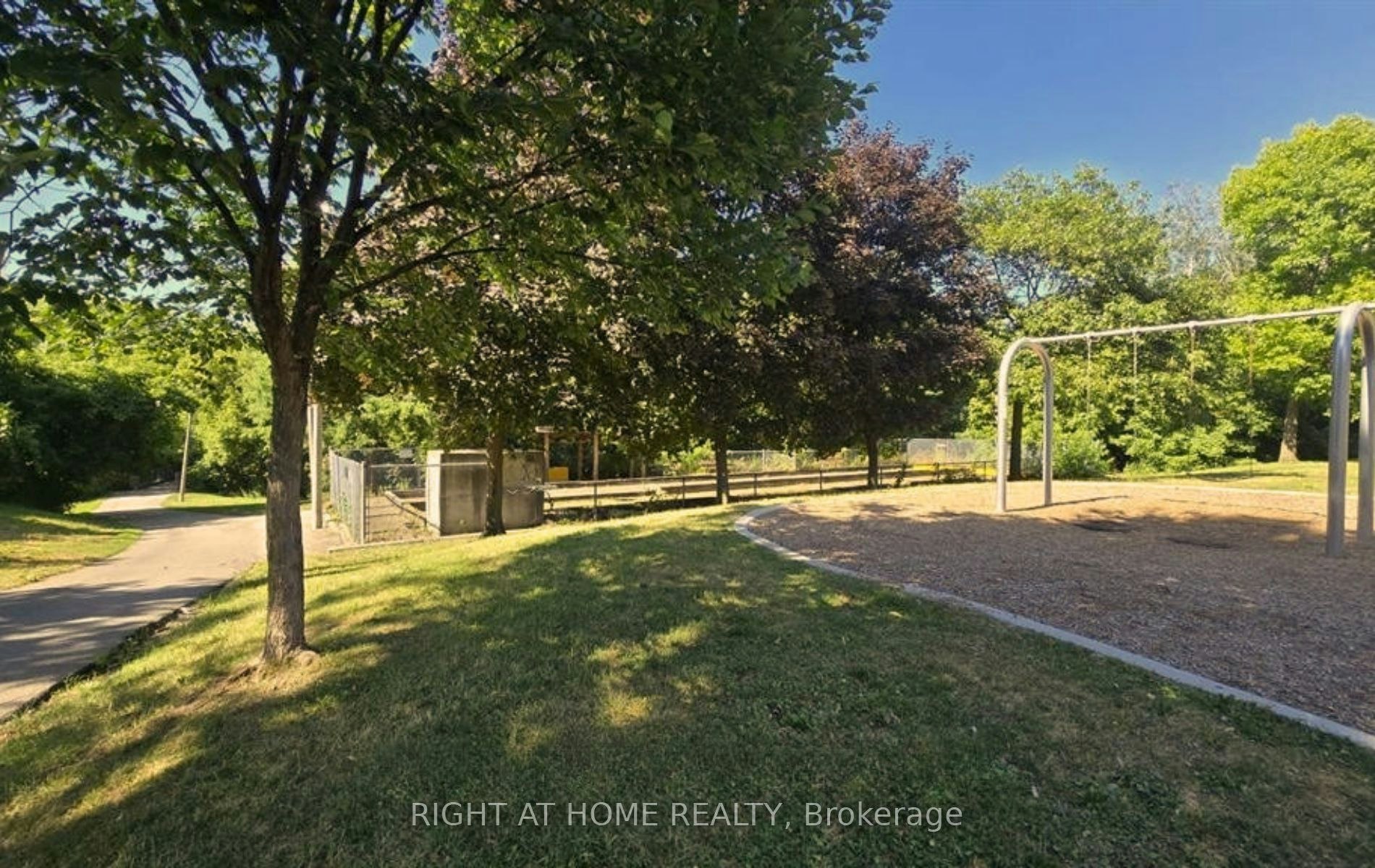 Unit#1-1758 Lawrence Avenue W, Toronto, ON, M6L 3C4 - 38