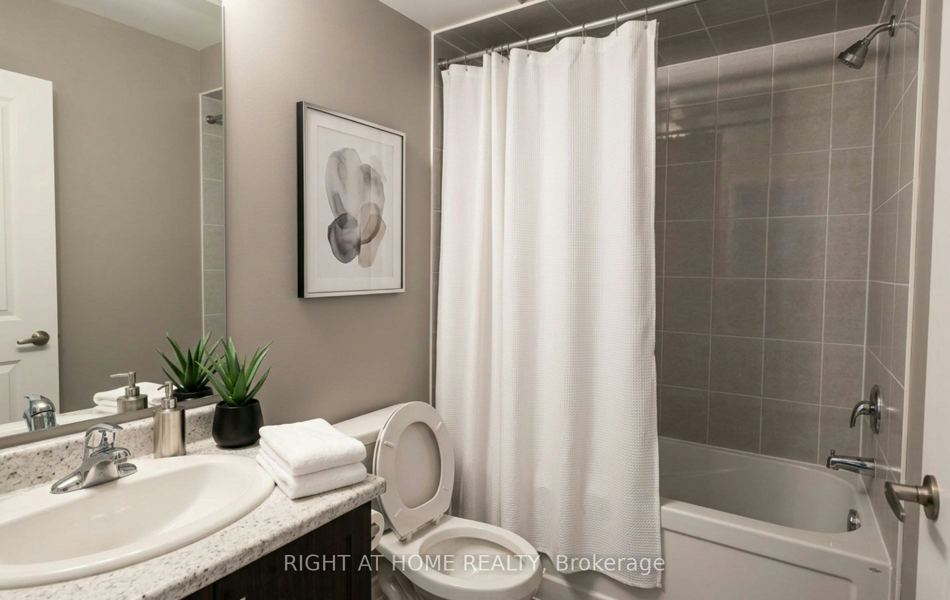 Unit#1-1758 Lawrence Avenue W, Toronto, ON, M6L 3C4 - 30