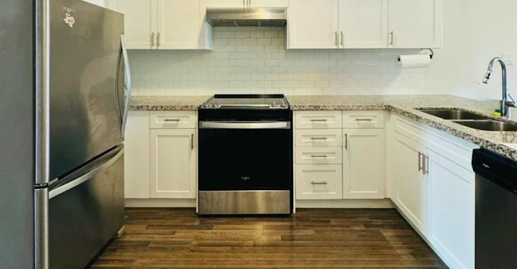 Unit#1-1758 Lawrence Avenue W, Toronto, ON, M6L 3C4 - 13