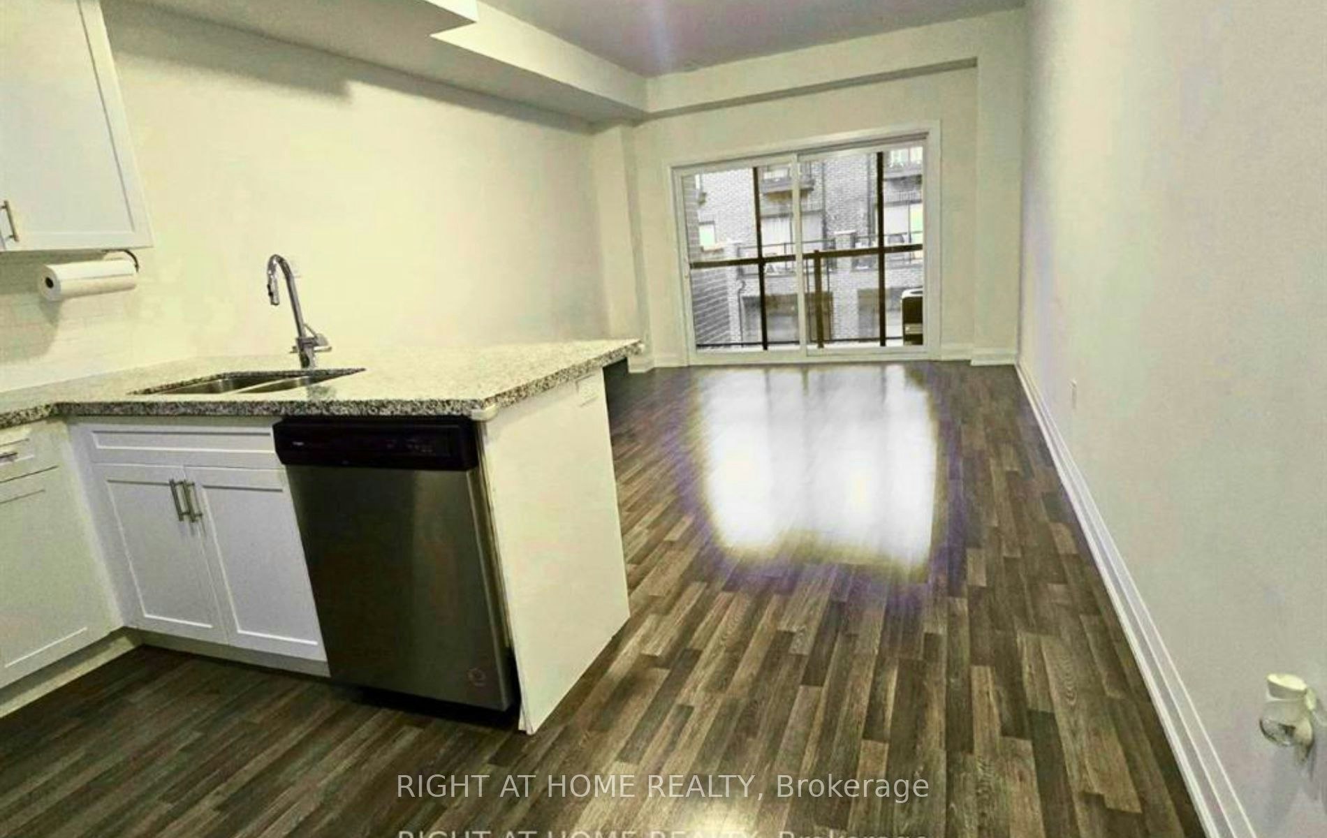 Unit#1-1758 Lawrence Avenue W, Toronto, ON, M6L 3C4 - 9