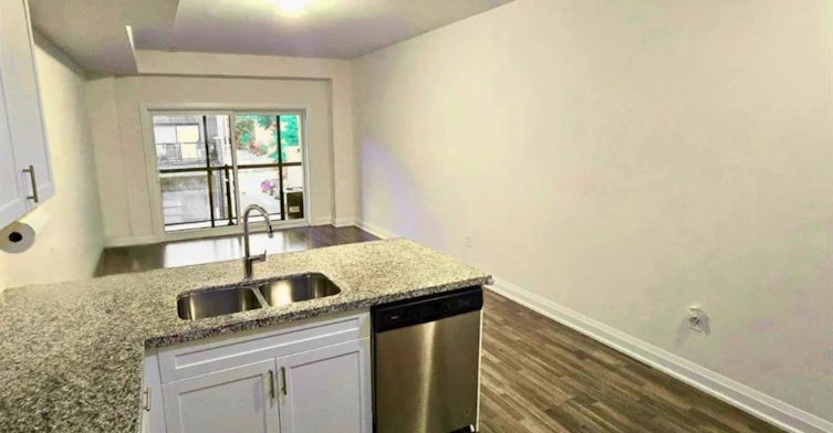 Unit#1-1758 Lawrence Avenue W, Toronto, ON, M6L 3C4 - 10