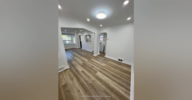 Main-354 Kane Avenue, Toronto, ON, M6M 3P4 - 7
