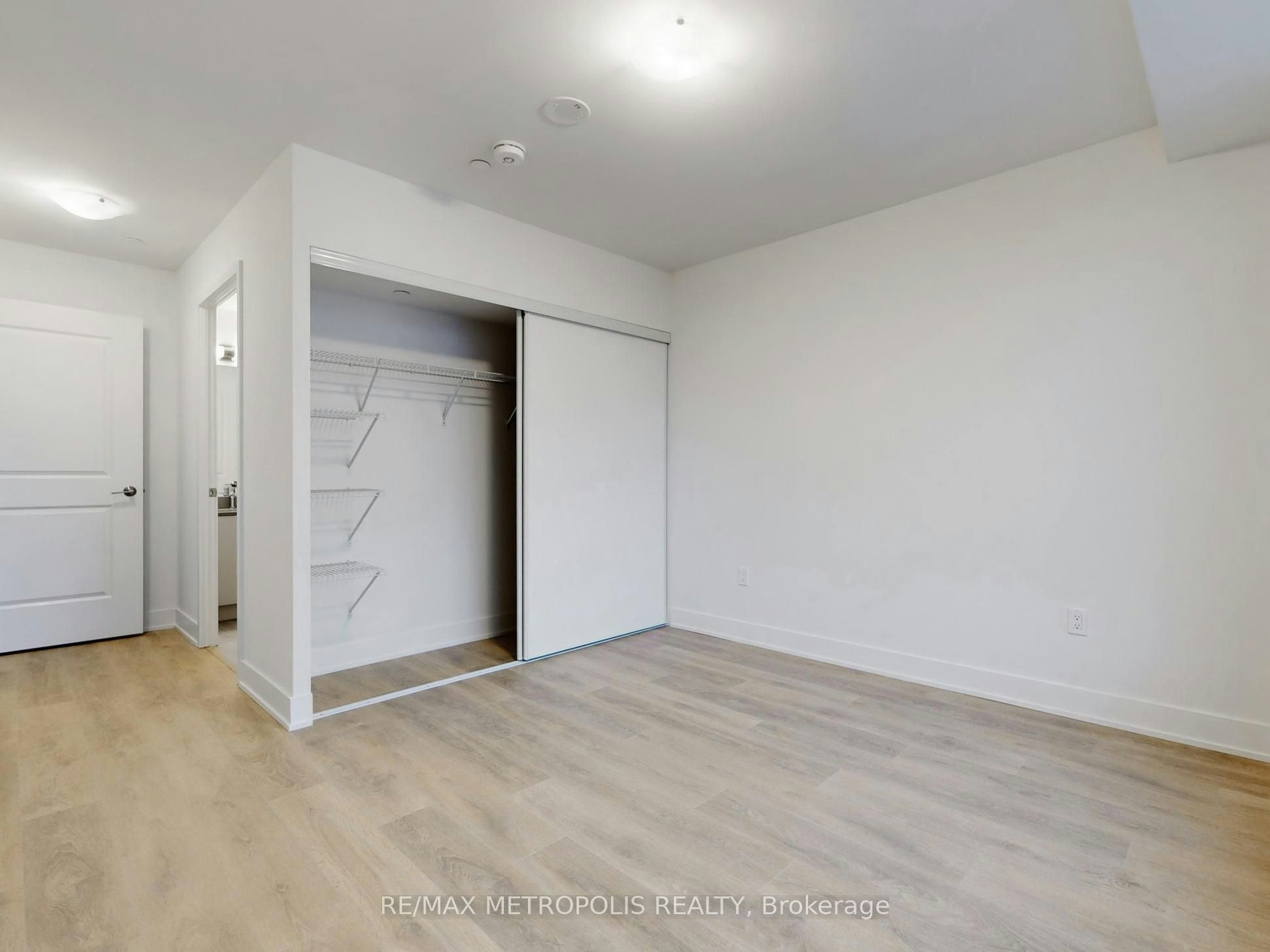 1602-204 Burnhamthorpe Road E, Mississauga, ON, L5A 0B3 - 11