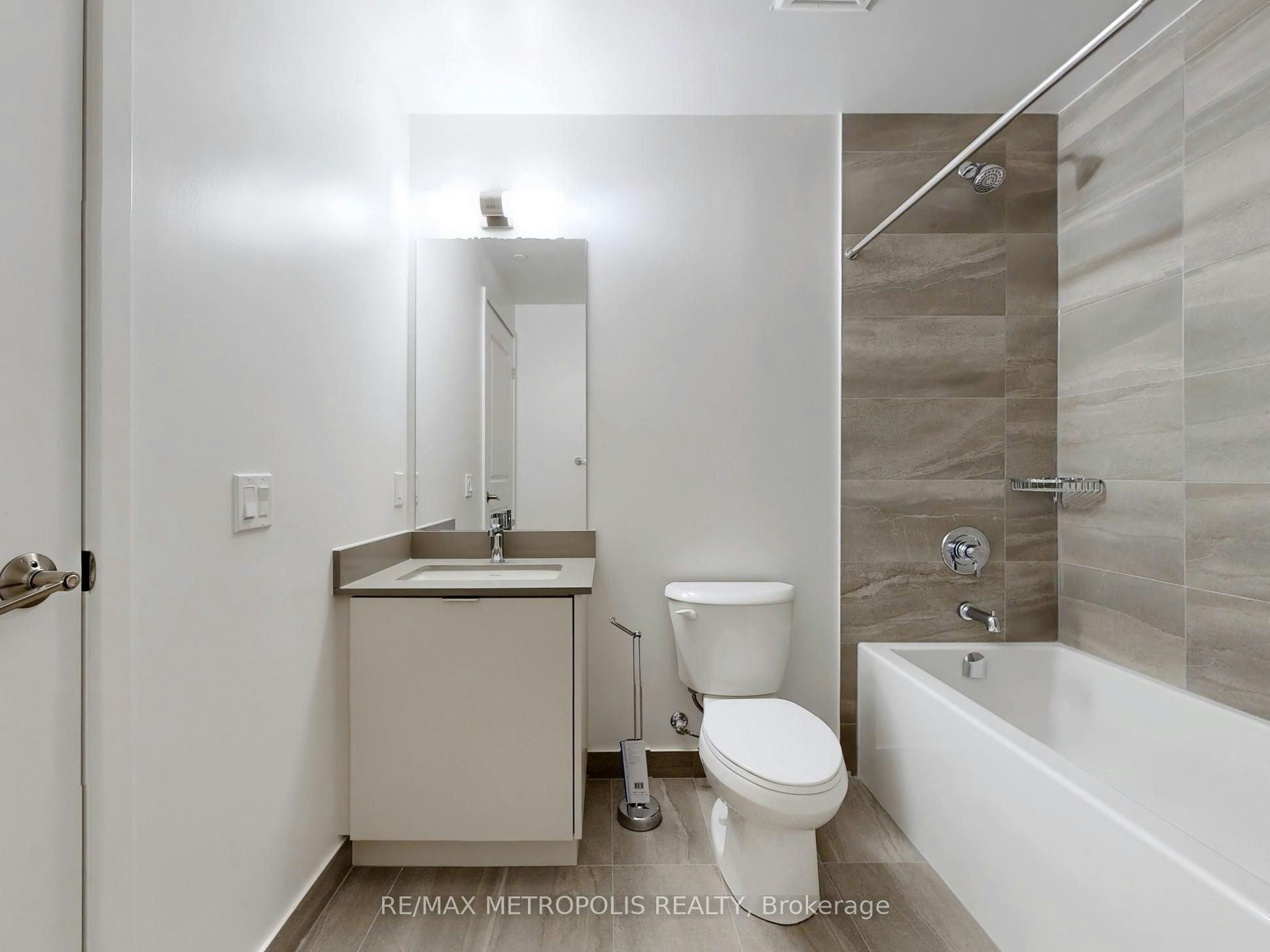 1602-204 Burnhamthorpe Road E, Mississauga, ON, L5A 0B3 - 12