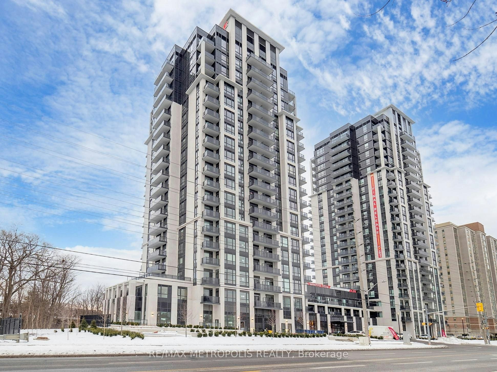 1602-204 Burnhamthorpe Road E, Mississauga, ON, L5A 0B3