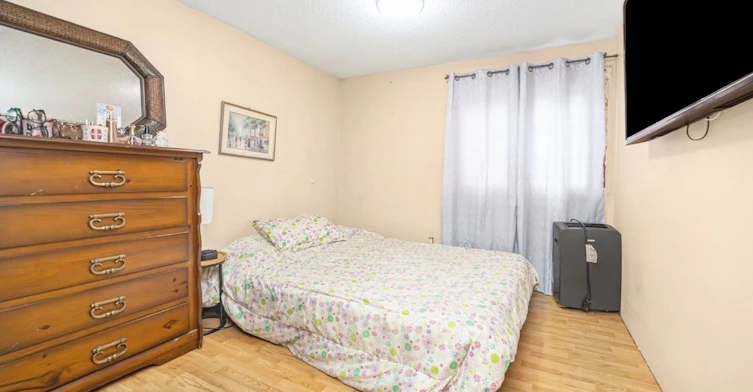 Room 1-19 Gatsby Square, Brampton, ON, L6S 2H4 - 12
