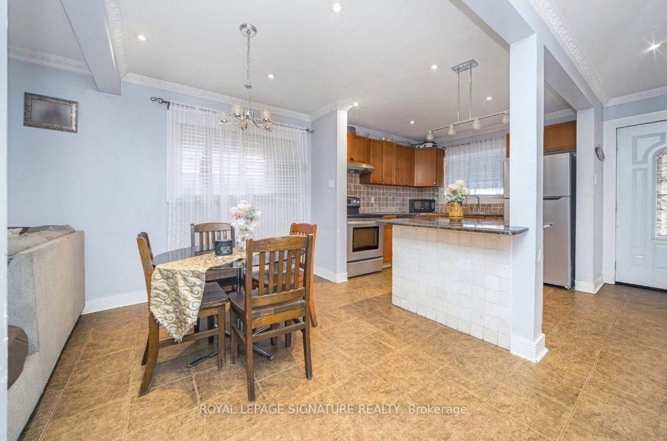 Room 1-19 Gatsby Square, Brampton, ON, L6S 2H4 - 8