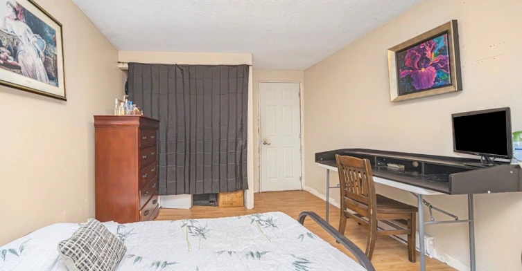Room 1-19 Gatsby Square, Brampton, ON, L6S 2H4 - 13