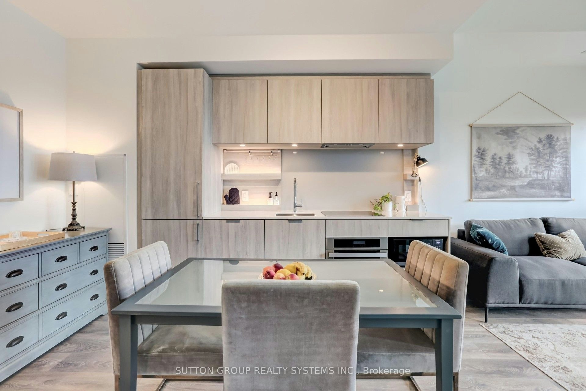 807-28 Ann Street, Mississauga, ON, L5G 3G1 - 3